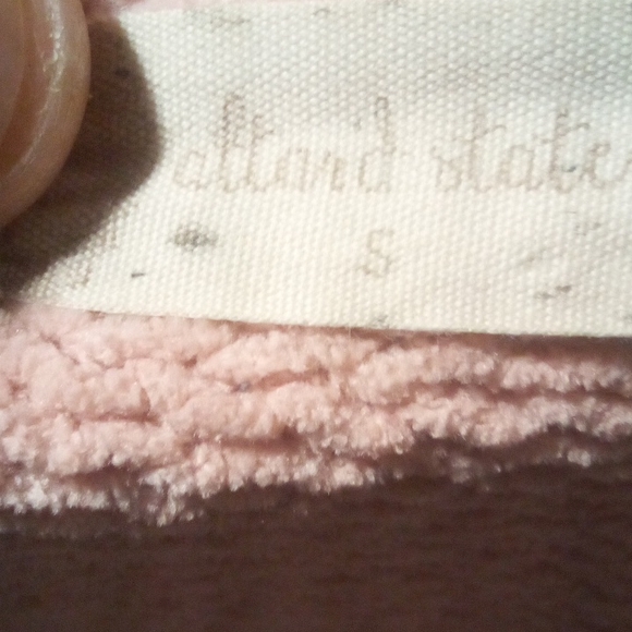 Attar'd State women's sweater - Picture 6 of 6